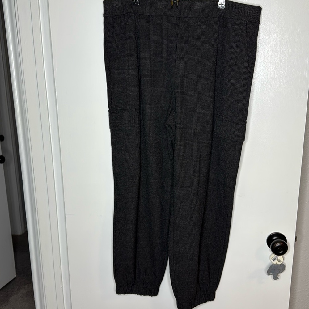 A New Day Black & Gray High-Rise Ankle Jogger